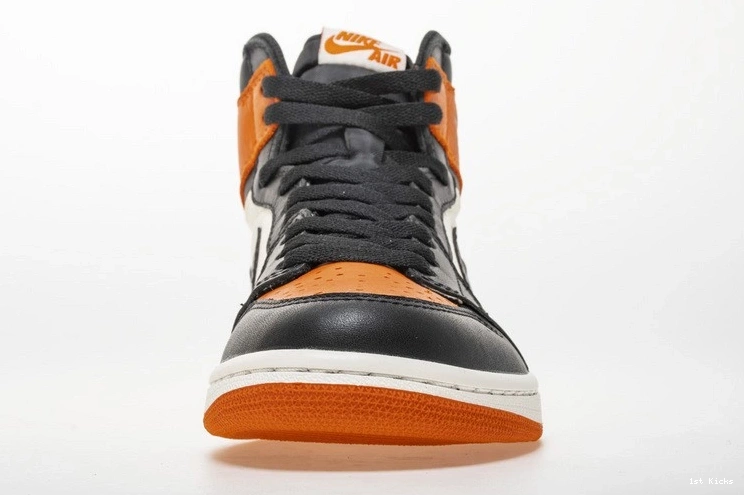 1 Shattered Air Retro Jordan Backboard 555088-005 OG 0306